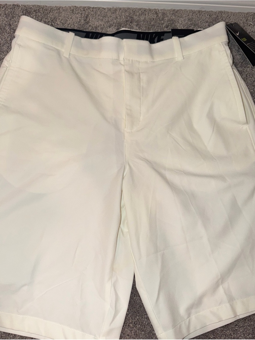 Nike Men's White Flat-Front Performance Shorts size 32